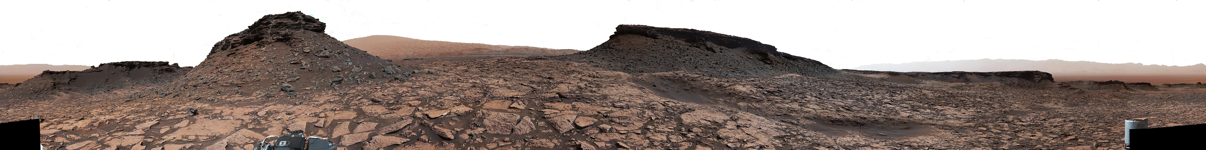 MSL Curiosity at end of Murray Buttes in Gale Crater